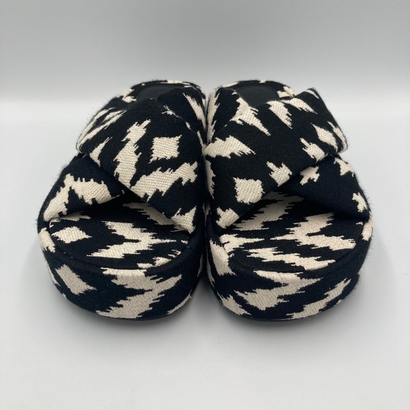 H&M Black White Ikat Pattern Platform Slide Sandals Size 40 (Fit US Size 9) - Picture 2 of 8